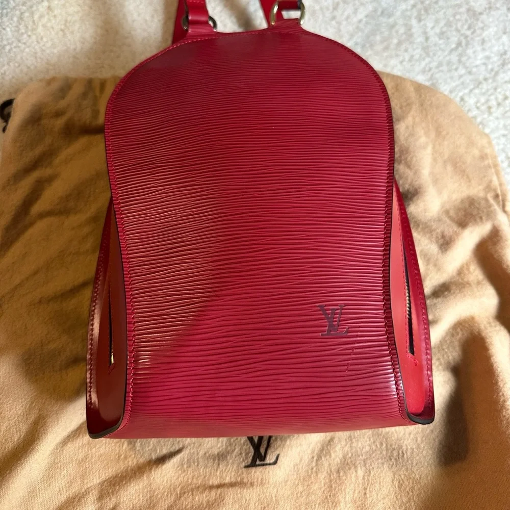 Louis Vuitton Cherry Red Epi Leather Bag - Picture 1 of 3
